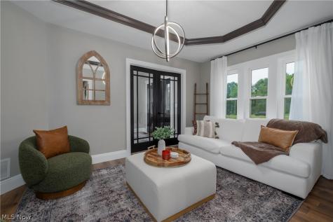 41 W Nimisila Road New Franklin OH 44319