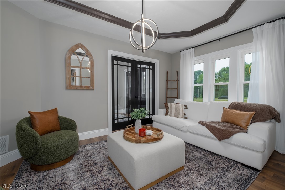 41 W Nimisila Road New Franklin OH 44319