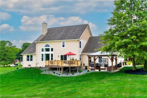 41 W Nimisila Road New Franklin OH 44319