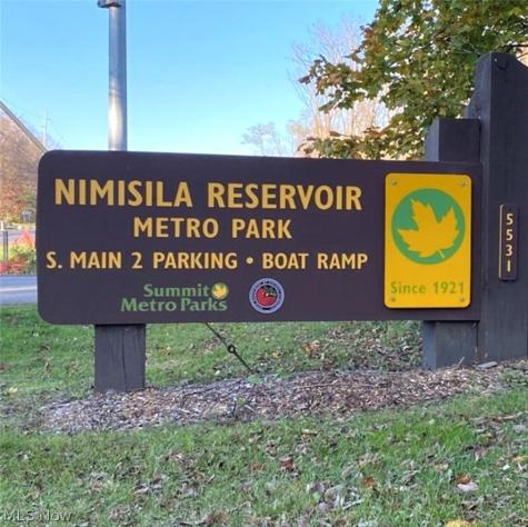 41 W Nimisila Road New Franklin OH 44319
