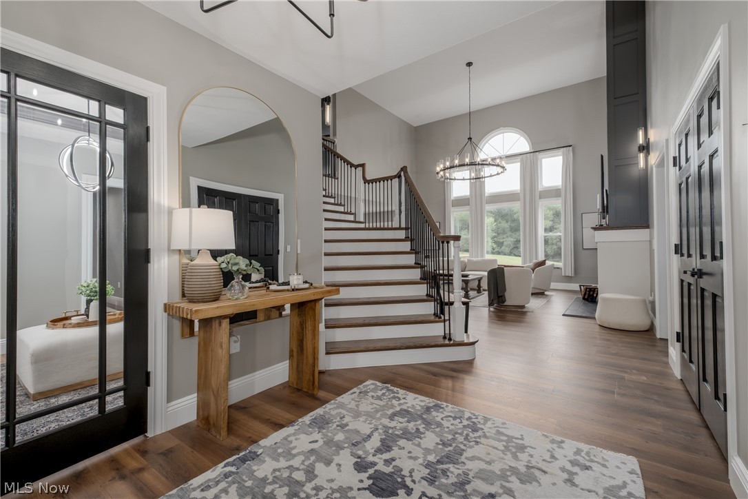 41 W Nimisila Road New Franklin OH 44319