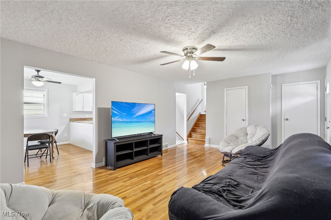 656 W Highland Avenue Ravenna OH 44266