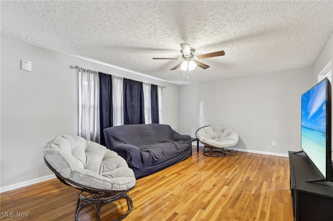 656 W Highland Avenue Ravenna OH 44266