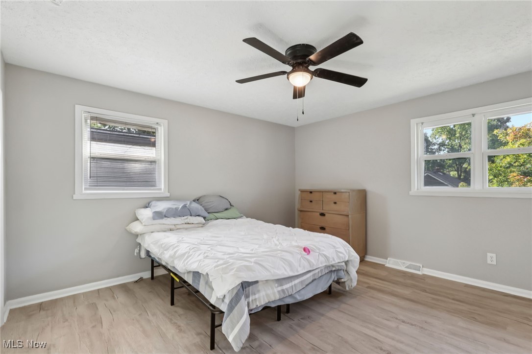 656 W Highland Avenue Ravenna OH 44266