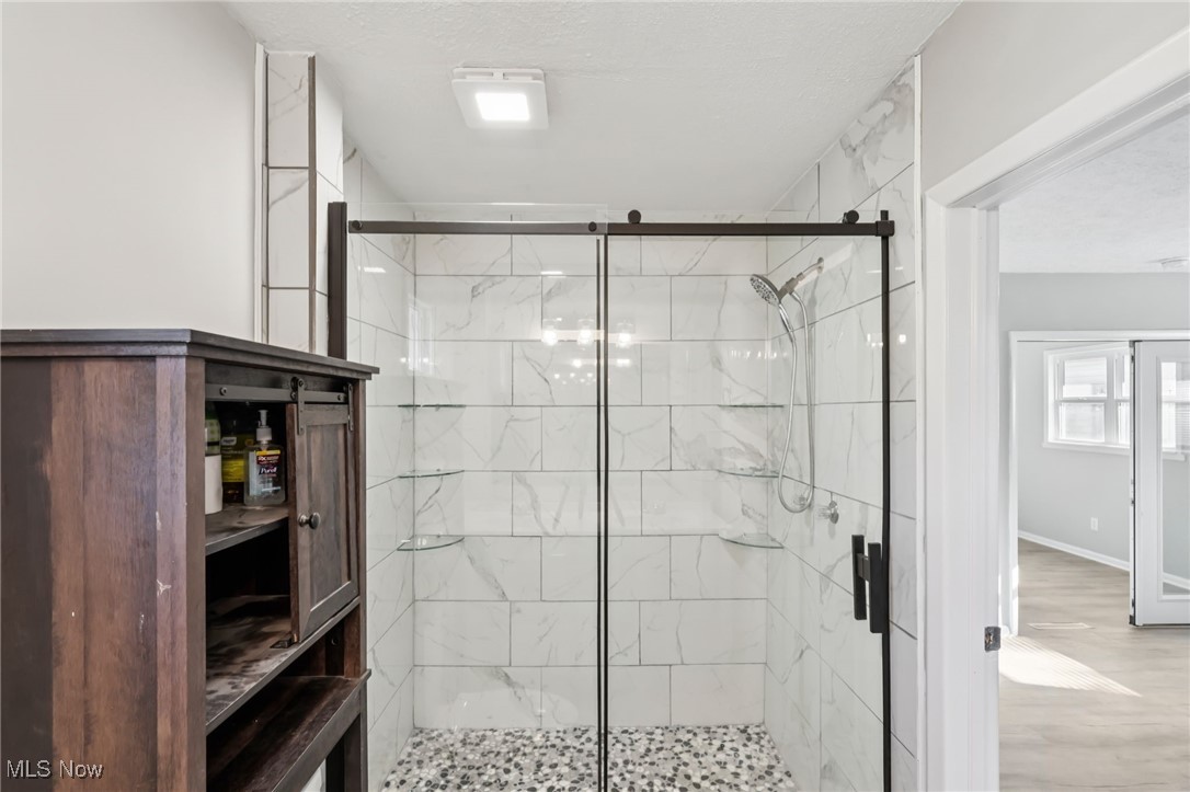 656 W Highland Avenue Ravenna OH 44266