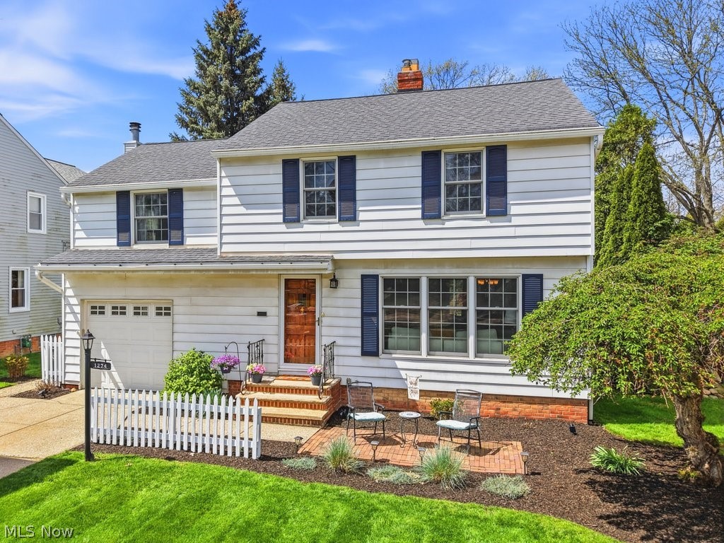 1274 Croyden Road Lyndhurst OH 44124
