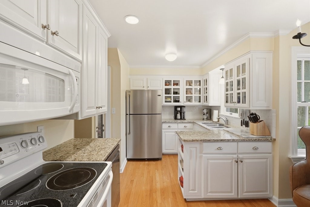 1274 Croyden Road Lyndhurst OH 44124