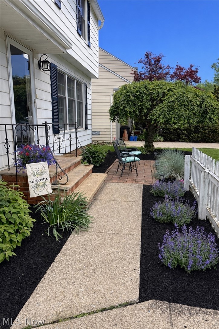 1274 Croyden Road Lyndhurst OH 44124