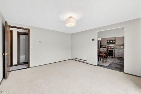 1724 Narragansett Boulevard Lorain OH 44053