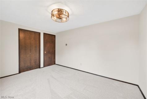 1724 Narragansett Boulevard Lorain OH 44053