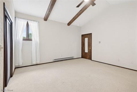 1724 Narragansett Boulevard Lorain OH 44053