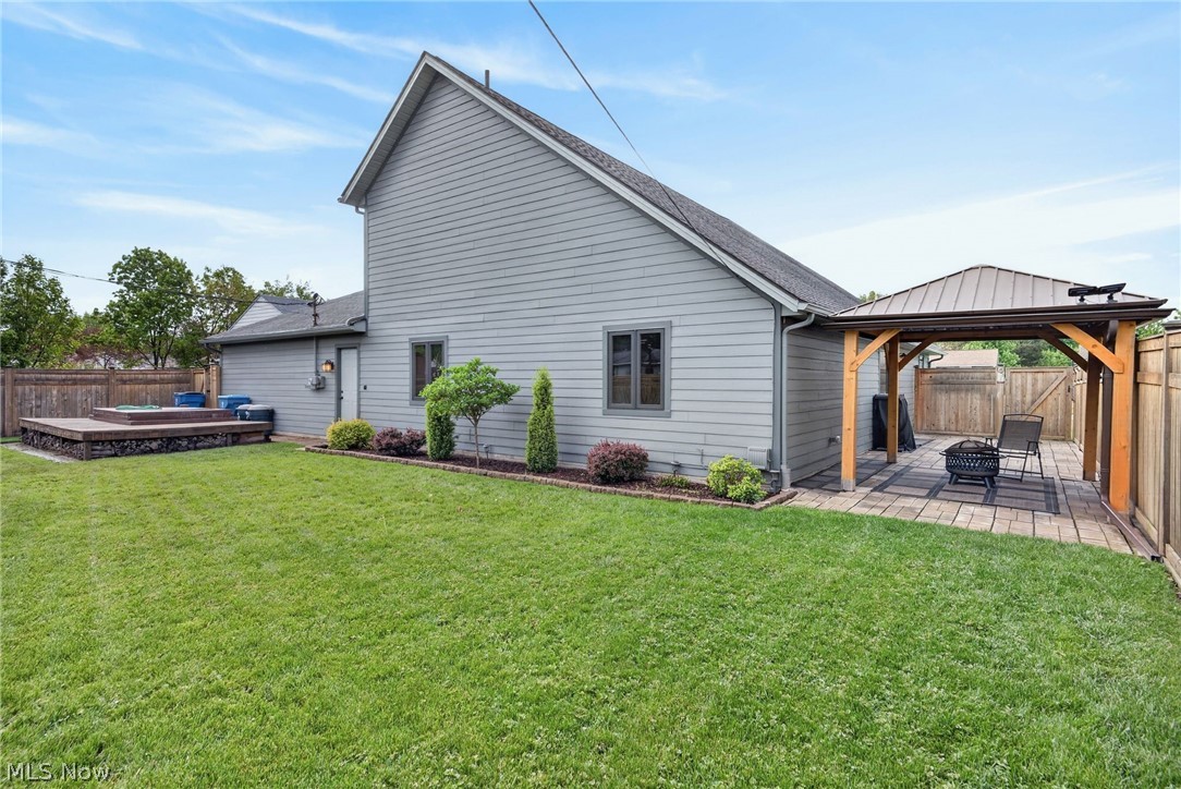 1724 Narragansett Boulevard Lorain OH 44053