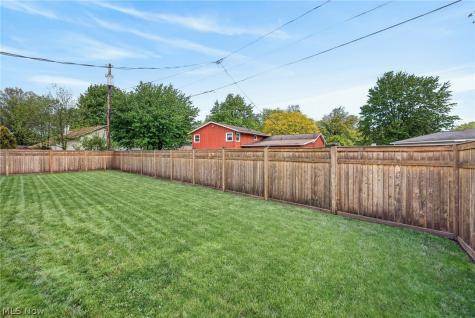 1724 Narragansett Boulevard Lorain OH 44053