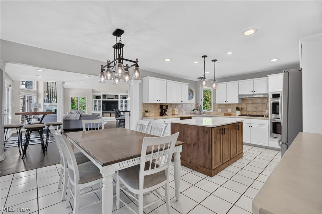 5609 Hawthorne Drive Highland Heights OH 44143
