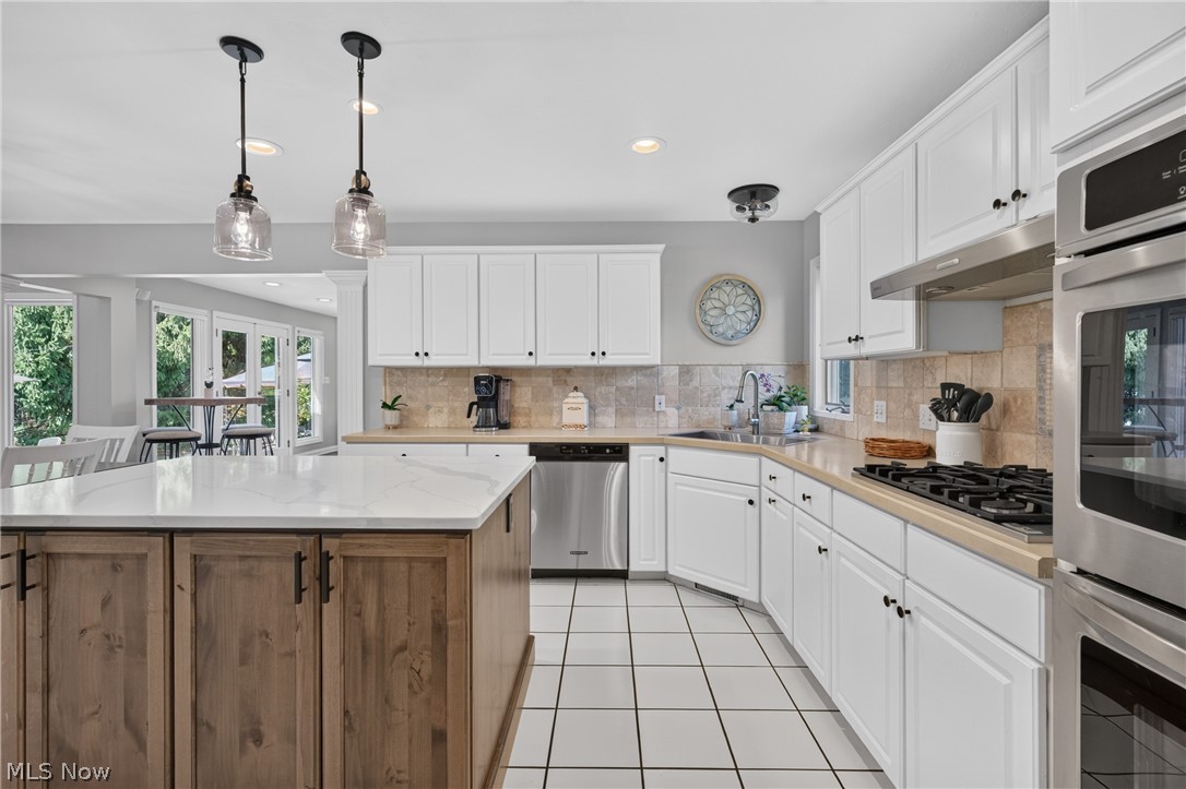 5609 Hawthorne Drive Highland Heights OH 44143