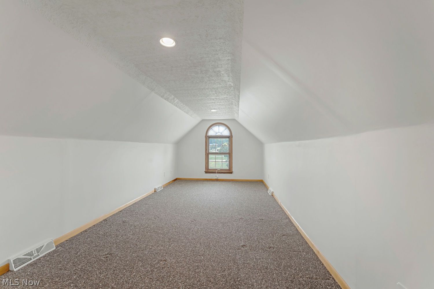 5571 Cider Mill Crossing Austintown OH 44515
