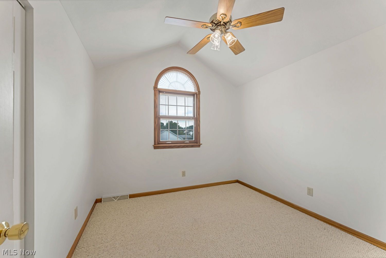 5571 Cider Mill Crossing Austintown OH 44515