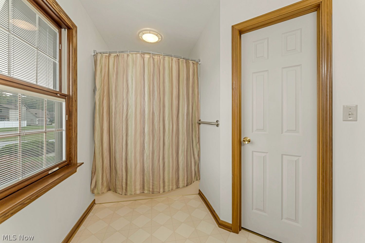 5571 Cider Mill Crossing Austintown OH 44515