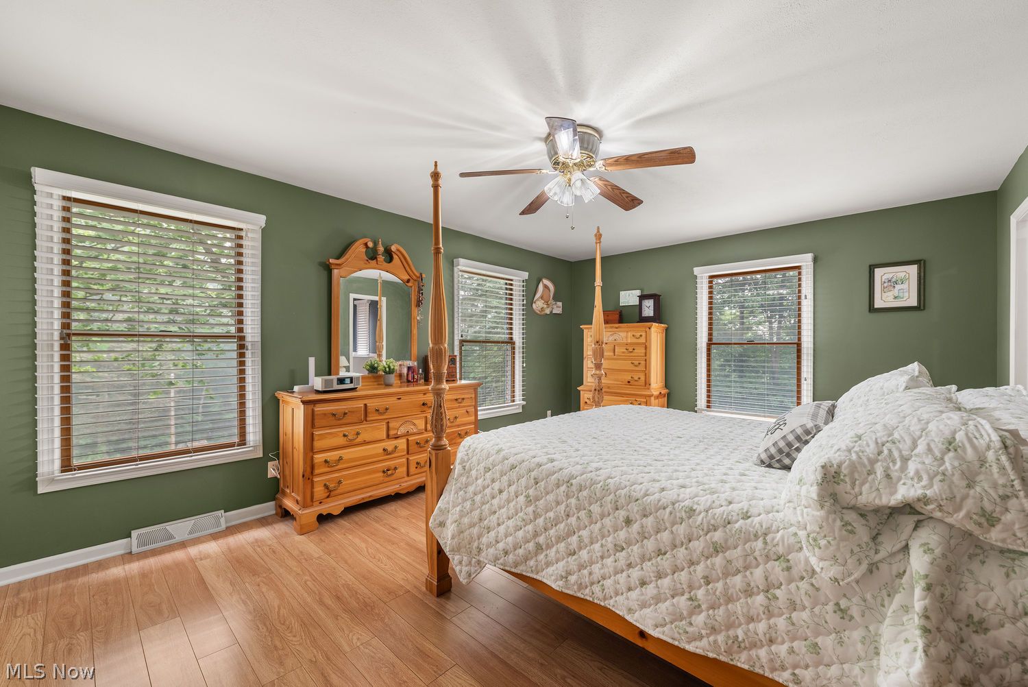 635 Bellus Road Hinckley OH 44233
