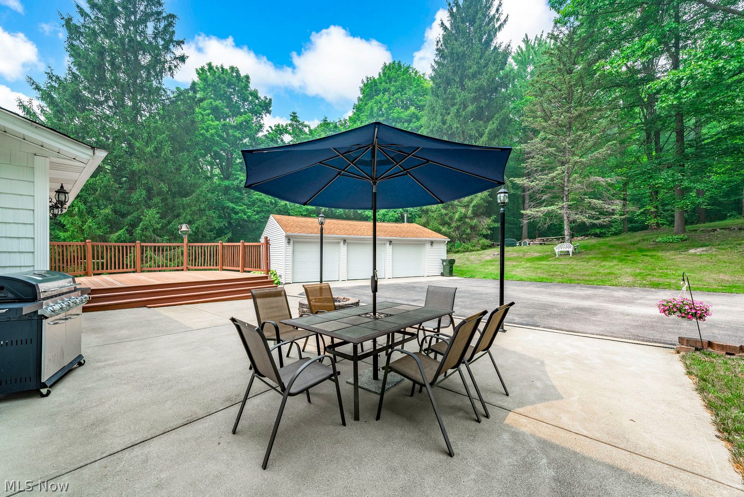 635 Bellus Road Hinckley OH 44233