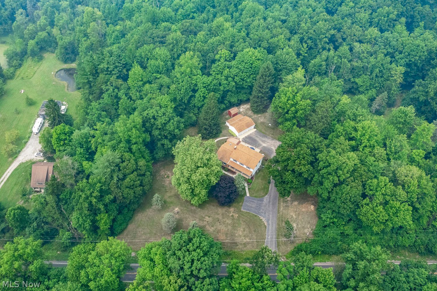 635 Bellus Road Hinckley OH 44233