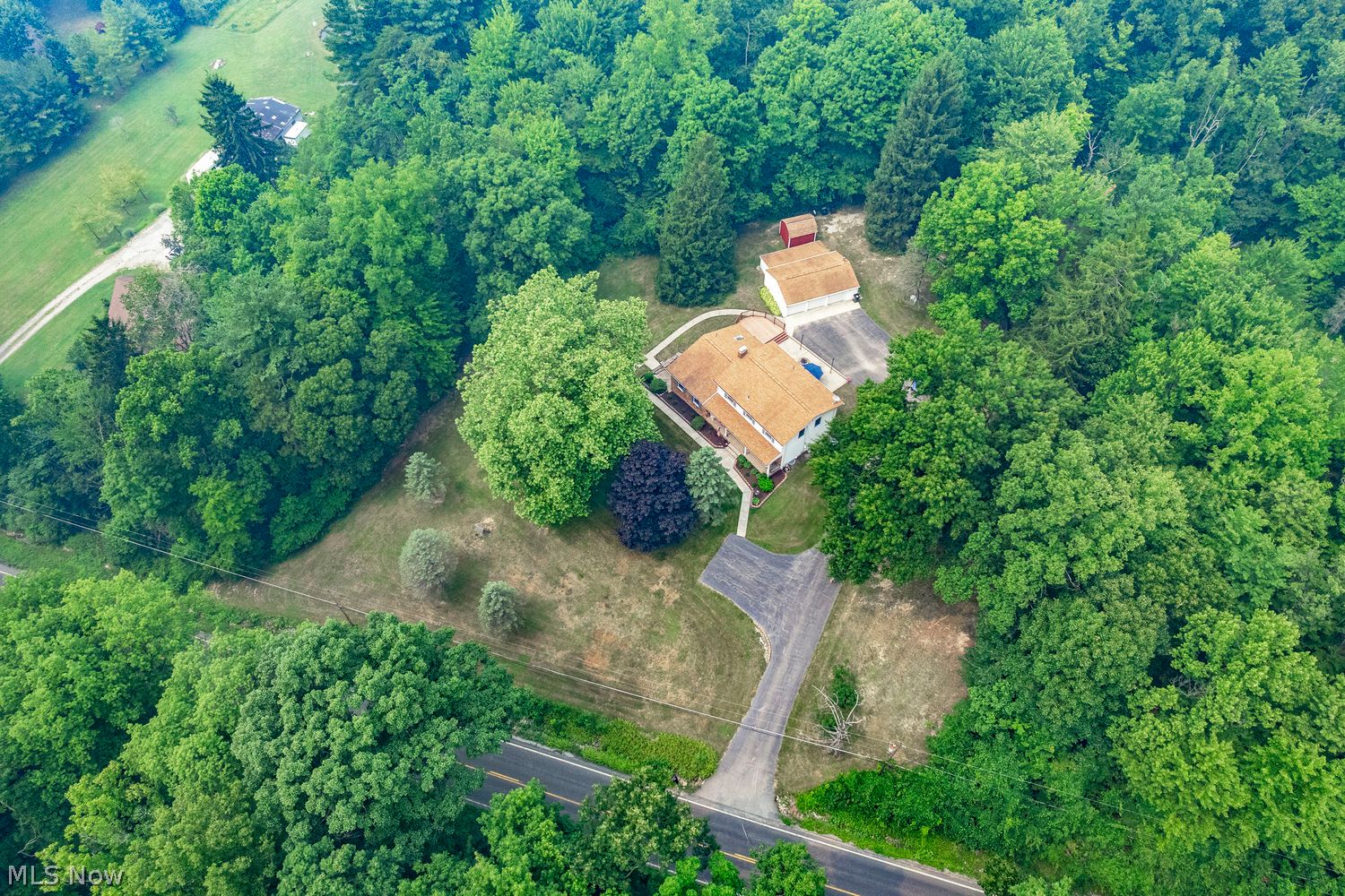 635 Bellus Road Hinckley OH 44233