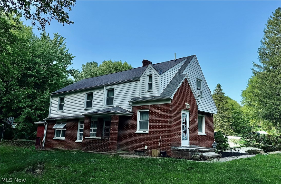557 North Avenue Geneva OH 44041