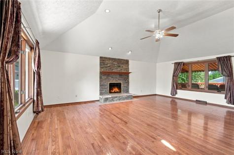 9530 Rainbow Lane North Royalton OH 44133