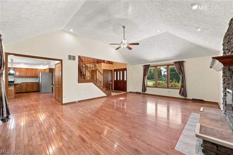 9530 Rainbow Lane North Royalton OH 44133