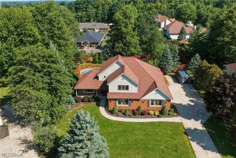 9530 Rainbow Lane North Royalton OH 44133