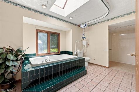 9530 Rainbow Lane North Royalton OH 44133