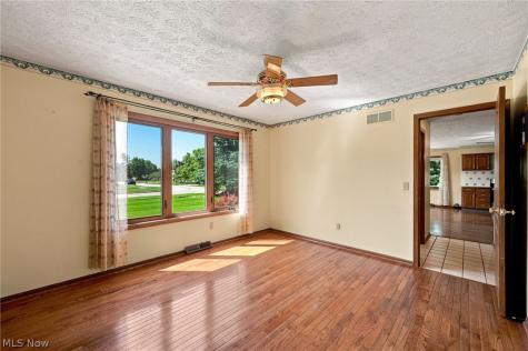 9530 Rainbow Lane North Royalton OH 44133