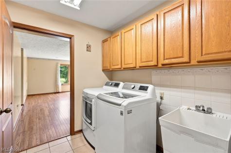 9530 Rainbow Lane North Royalton OH 44133