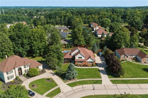 9530 Rainbow Lane North Royalton OH 44133