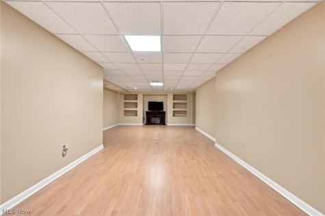 9530 Rainbow Lane North Royalton OH 44133