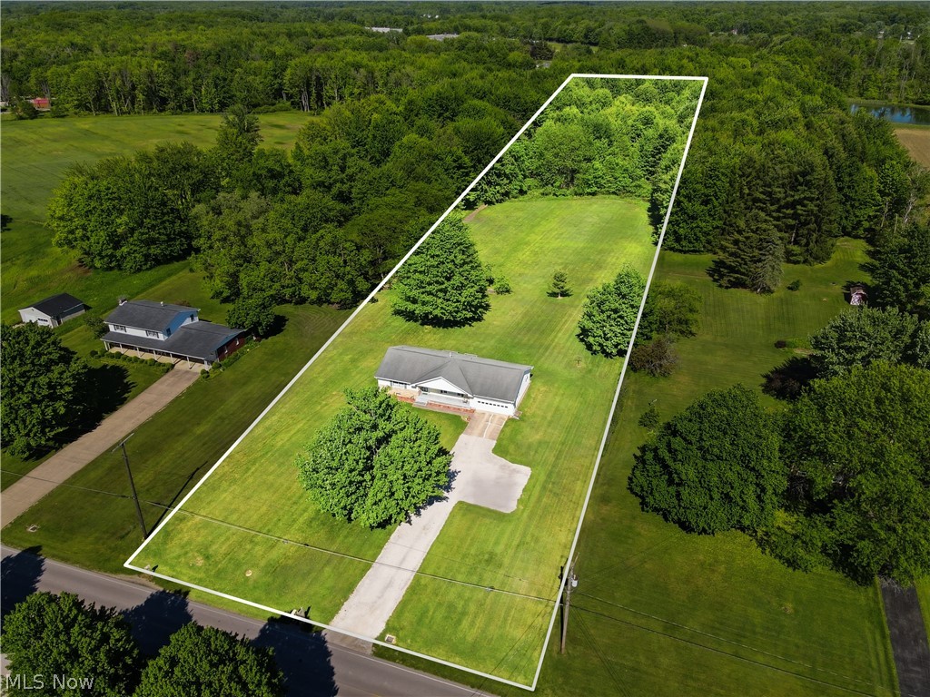 904 Lenox New Lyme Road Jefferson OH 44047
