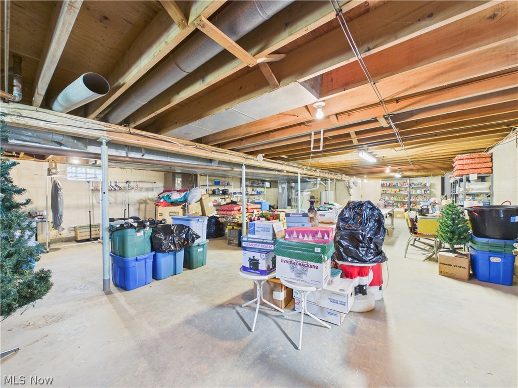 904 Lenox New Lyme Road Jefferson OH 44047