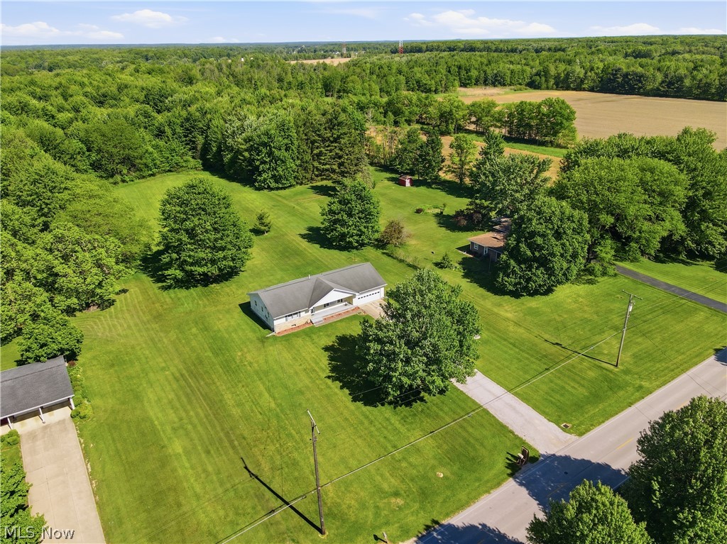 904 Lenox New Lyme Road Jefferson OH 44047