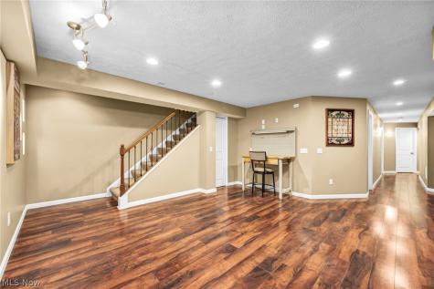 20427 Scotch Pine Way Strongsville OH 44149