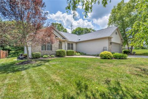 20427 Scotch Pine Way Strongsville OH 44149