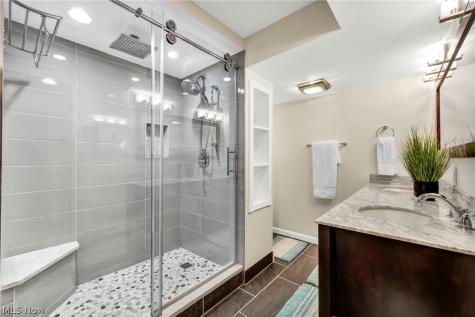 20427 Scotch Pine Way Strongsville OH 44149