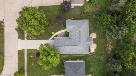 20427 Scotch Pine Way Strongsville OH 44149