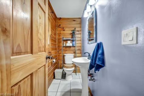 225 Township Road 581 Sullivan OH 44880