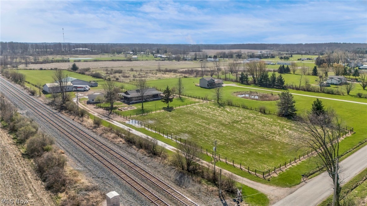 225 Township Road 581 Sullivan OH 44880