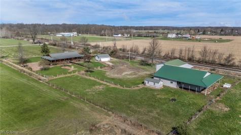 225 Township Road 581 Sullivan OH 44880