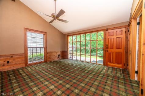 8045 Deerpath Drive Youngstown OH 44512