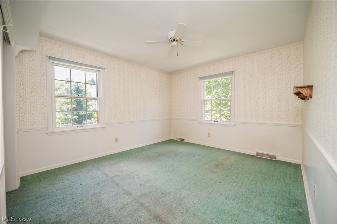 8045 Deerpath Drive Youngstown OH 44512