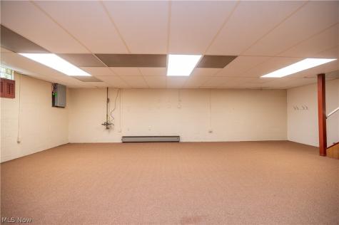 8045 Deerpath Drive Youngstown OH 44512
