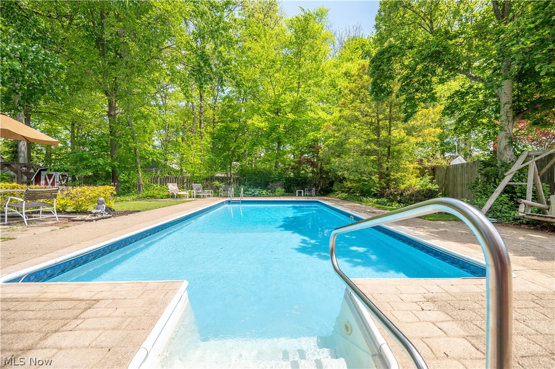 8045 Deerpath Drive Youngstown OH 44512