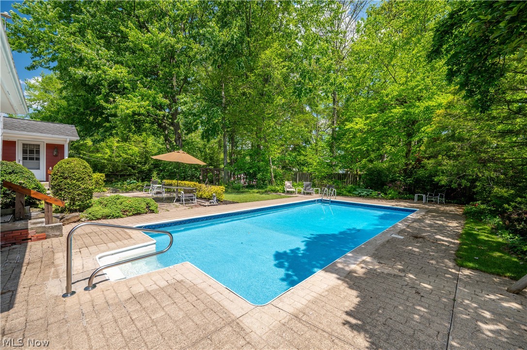 8045 Deerpath Drive Youngstown OH 44512